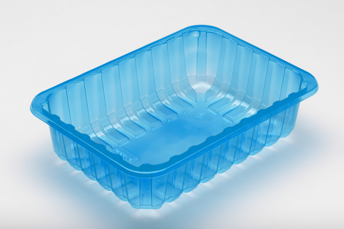 Contenitori in plastica di colore blu per alimenti